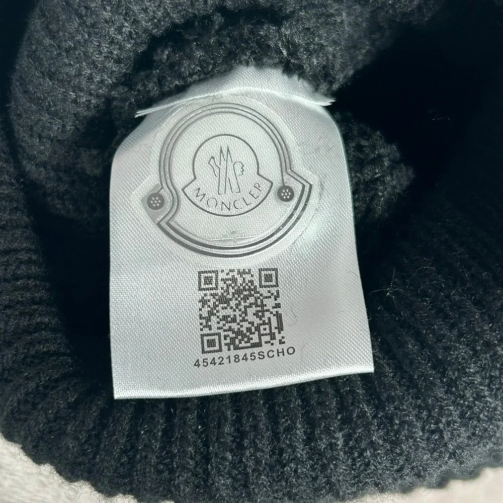 NWT Moncler Berretto Tricot 100% Wool Unisex Beanie Brand New AUTHENTIC Designer - Picture 6 of 8